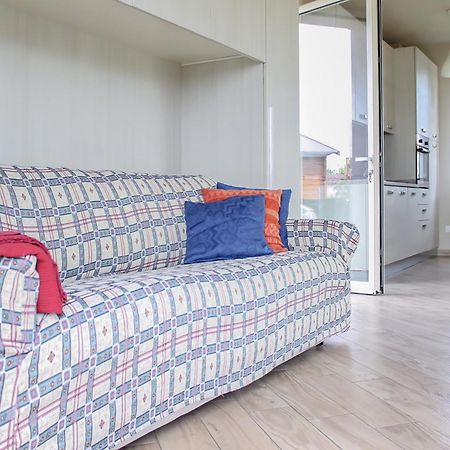 Modern Home With Private Parking Near The Station! Lucca Exterior photo